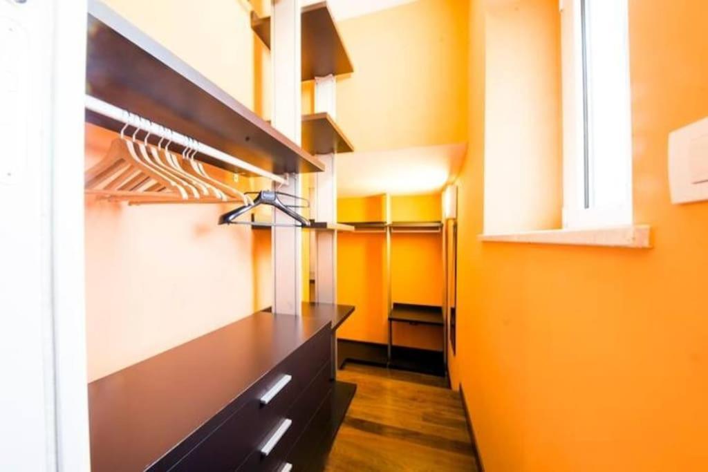 Casa Nervi - Oasi Felice A 20' Da - Free Parking